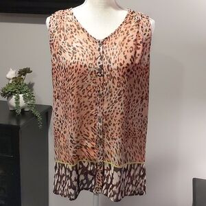 Cabi beguiled top animal print sleeveless button down size small